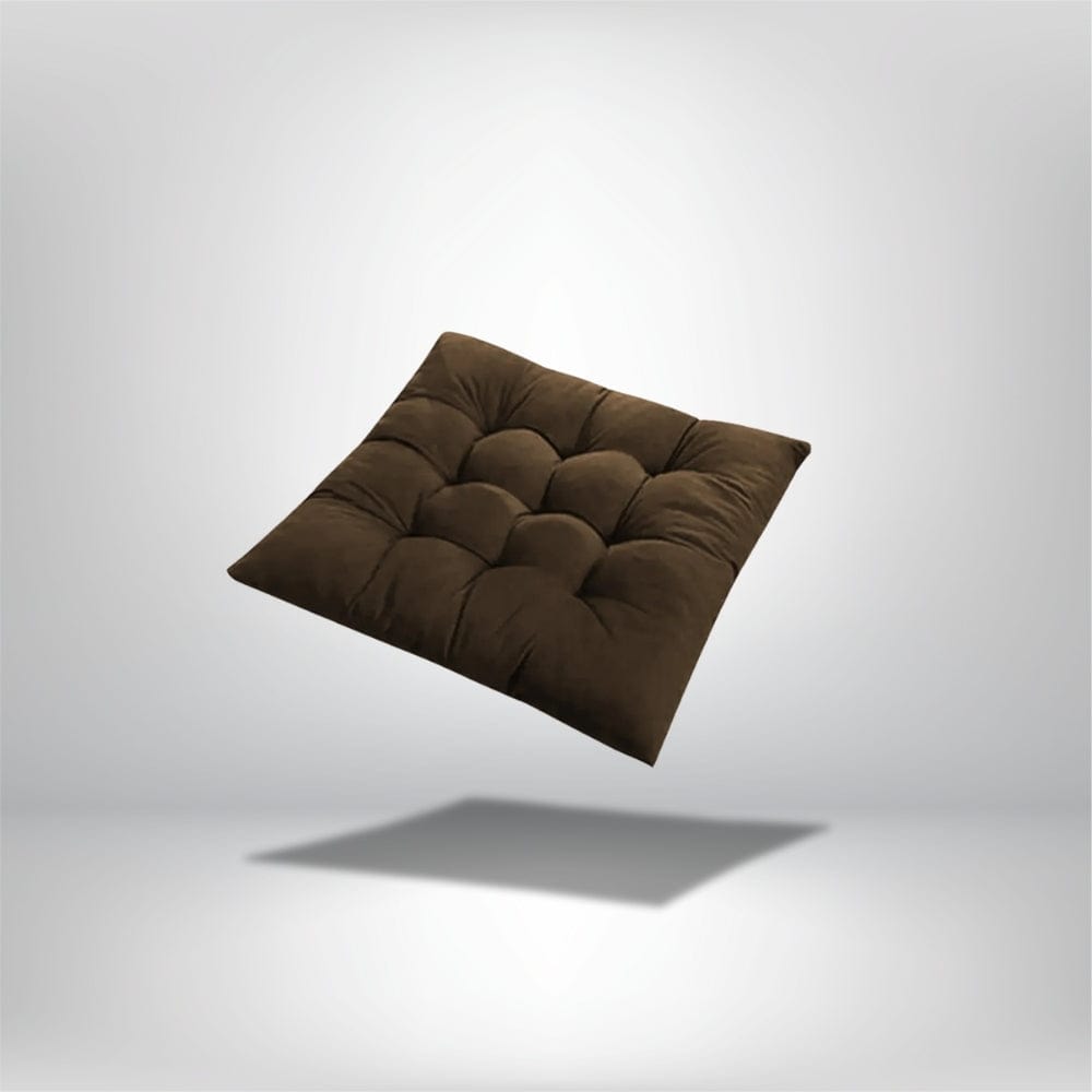 Coussin de chaise épais en velours marron, avec des motifs matelassés, idéal pour un salon élégant