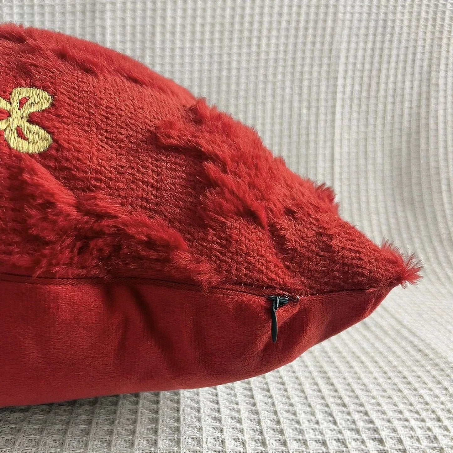 Housse de coussin Noël | Broderies dorées et ambiance festive raffinée