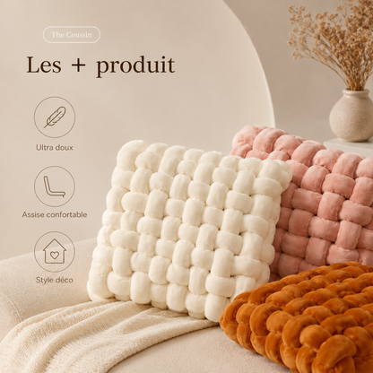 Coussin tressé moelleux présenté en plusieurs coloris avec ses principales caractéristiques de confort.