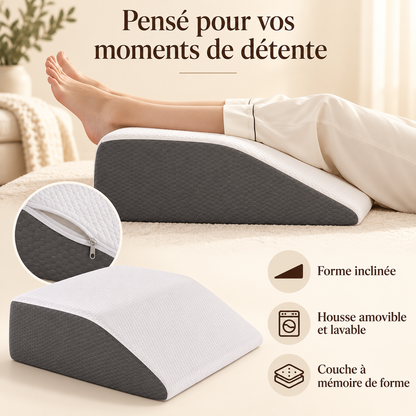 Présentation du coussin repose-jambes : forme inclinée, housse amovible et lavable, couche à mémoire de forme