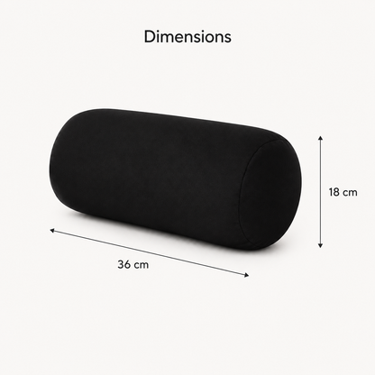 Coussin microbilles noir mesurant 36 cm de longueur et 18 cm de hauteur.