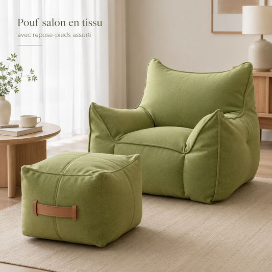 Pouf salon en tissu vert avec repose-pieds assorti dans un intérieur lumineux