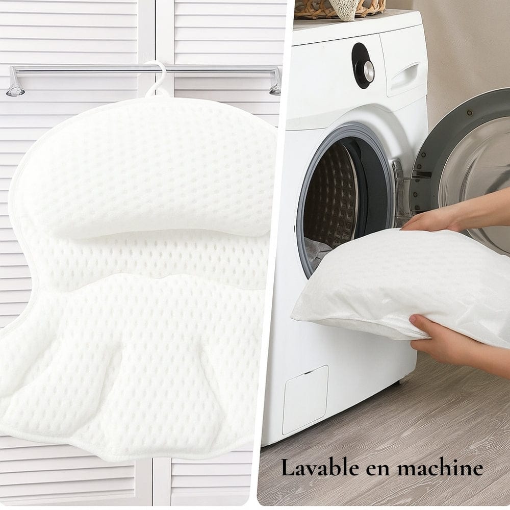Coussin de baignoire blanc en matière douce et texturée, posé près d'une machine à laver