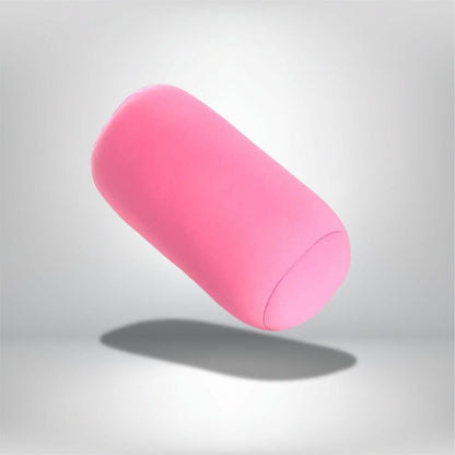 Coussin décoratif rose en forme cylindrique, idéal pour un canapé ou une chaise, apportant une touche de couleur