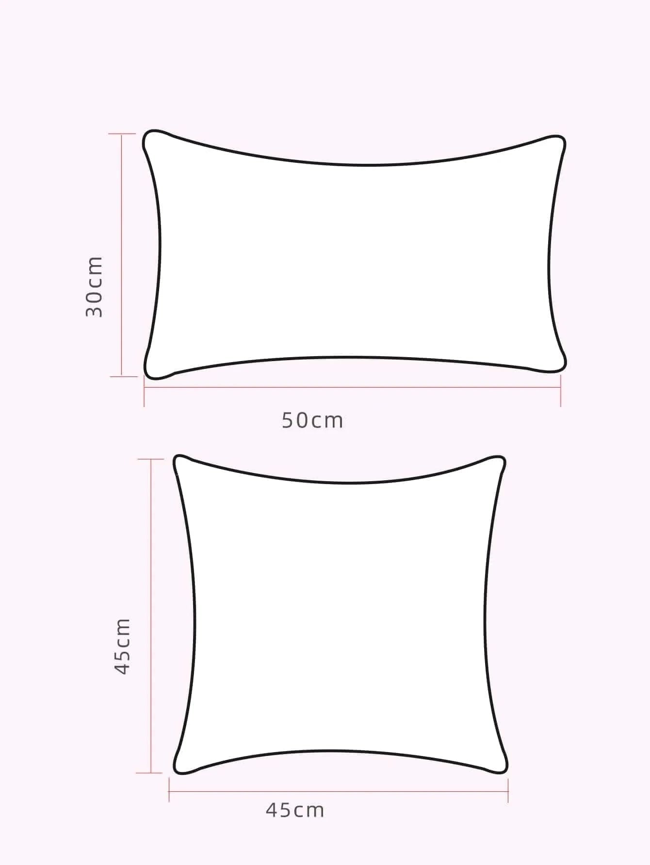 Housse de coussin décoratif noir et blanc, forme rectangulaire, sur un canapé au style bohème moderne